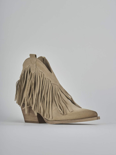 Stivaletti tacco 7cm camoscio beige