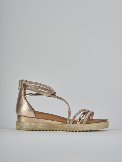 Sandali tacco 2cm pelle bronzo