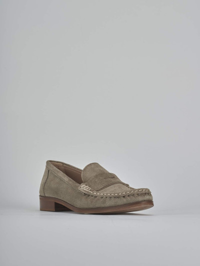 Mocassini tacco 1cm camoscio beige