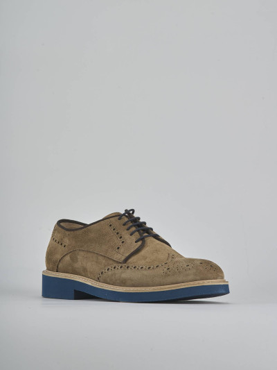 Stringate camoscio marrone