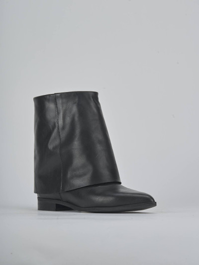Stivaletti tacco 1cm pelle nero