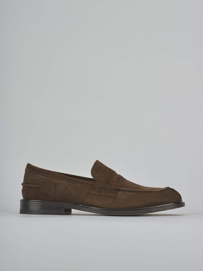 Mocassini tacco 1cm camoscio marrone