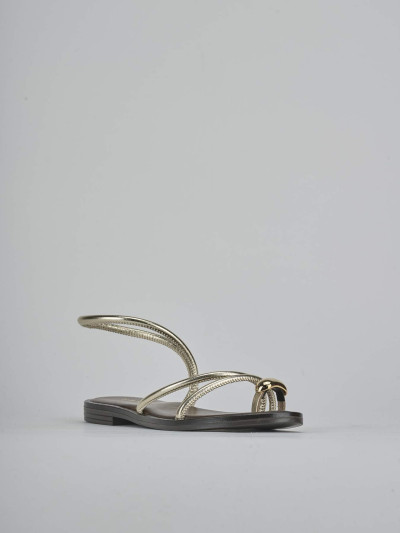 Sandali tacco 1cm laminato oro