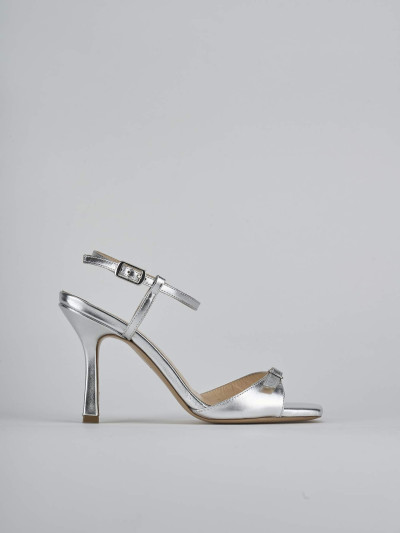 Sandali tacco 9cm laminato argento
