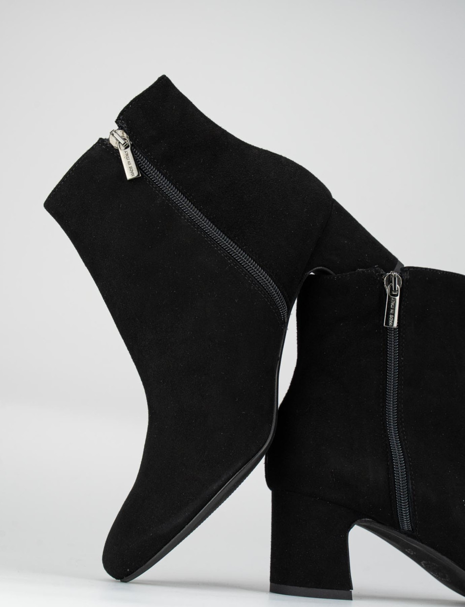 High heel ankle boots heel 5 cm black chamois