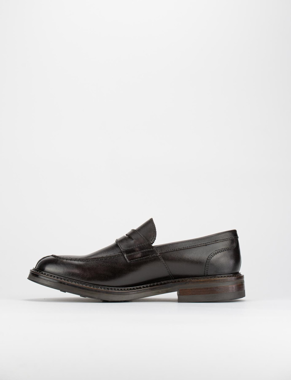 Loafers heel 1 cm dark brown leather