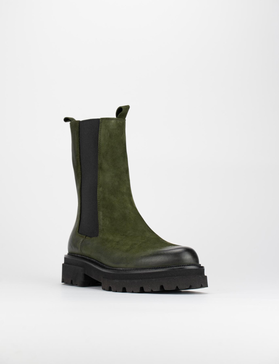 Low heel ankle boots heel 4 cm green