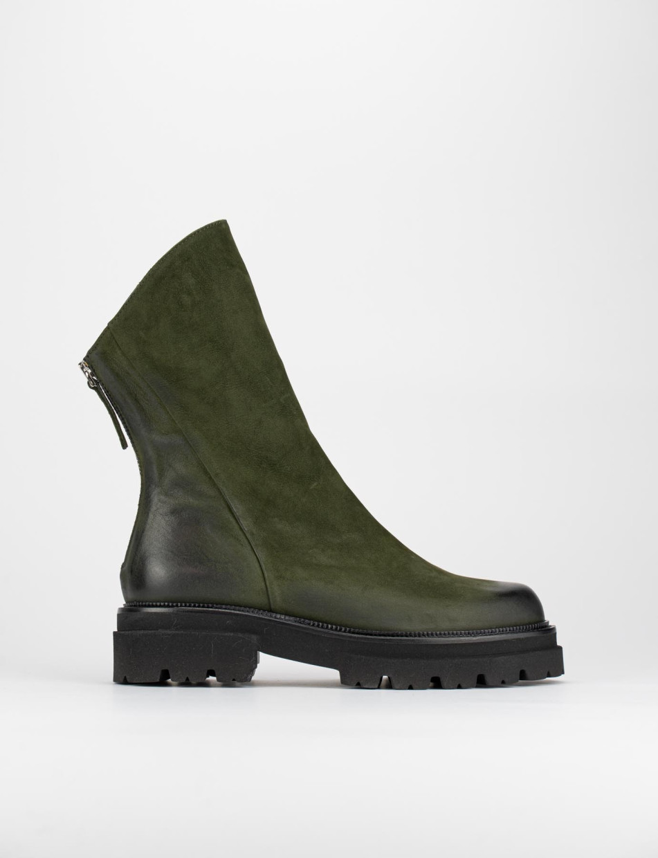 Low heel ankle boots heel 2 cm green