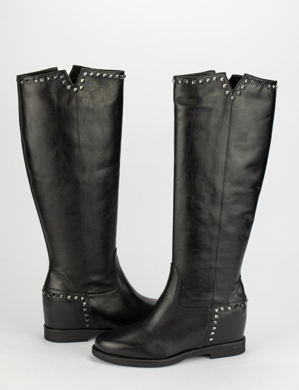 Stivale zeppa interna 3 cm nero