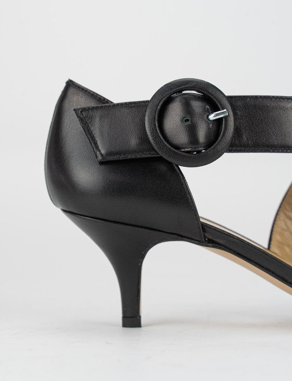 Pumps heel 5 cm black leather