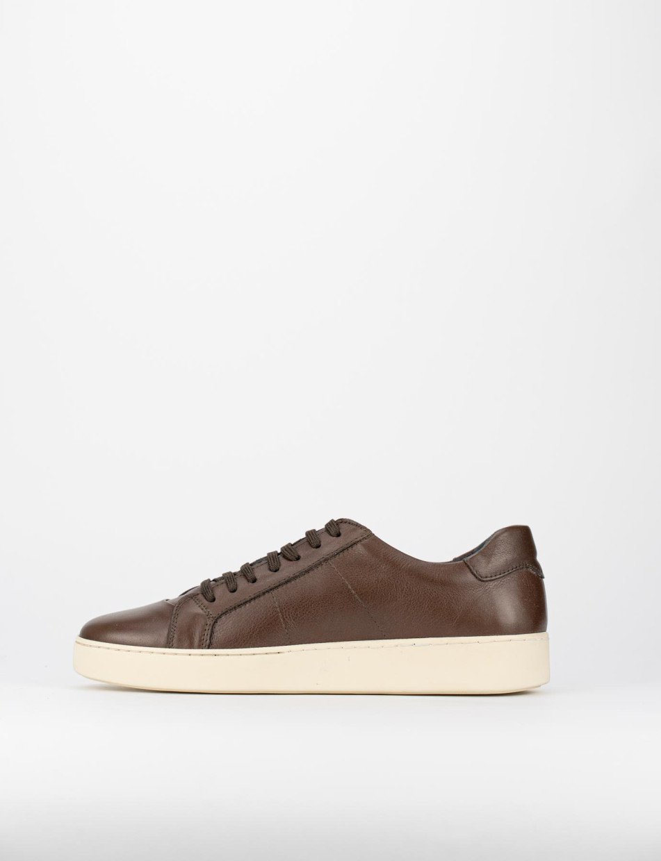 Sneakers dark brown leather