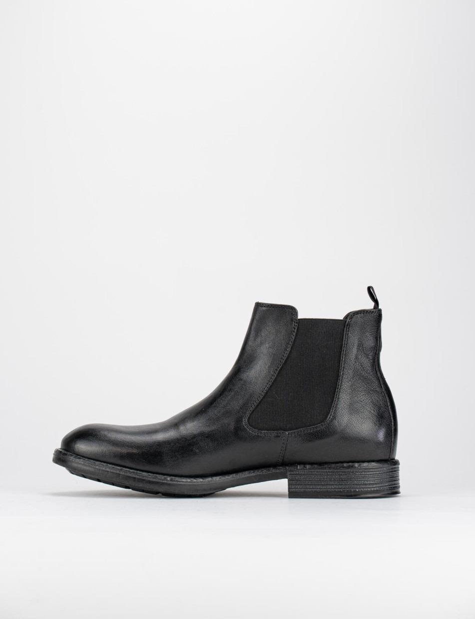 Ankle boots heel 2 cm black leather