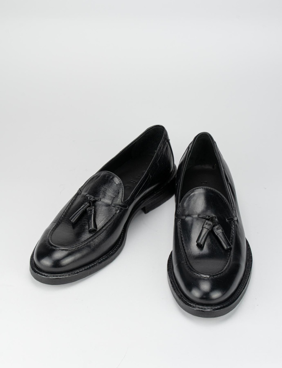 Loafers heel 1 cm black leather