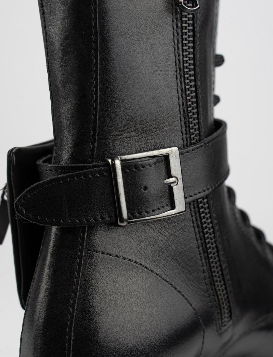 Combat boots heel 2 cm black leather