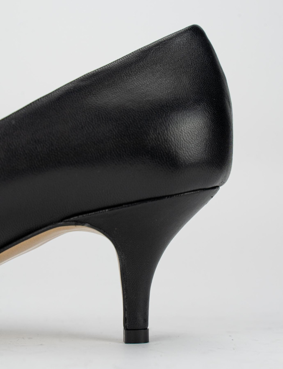 Decolte tacco 5 cm nero
