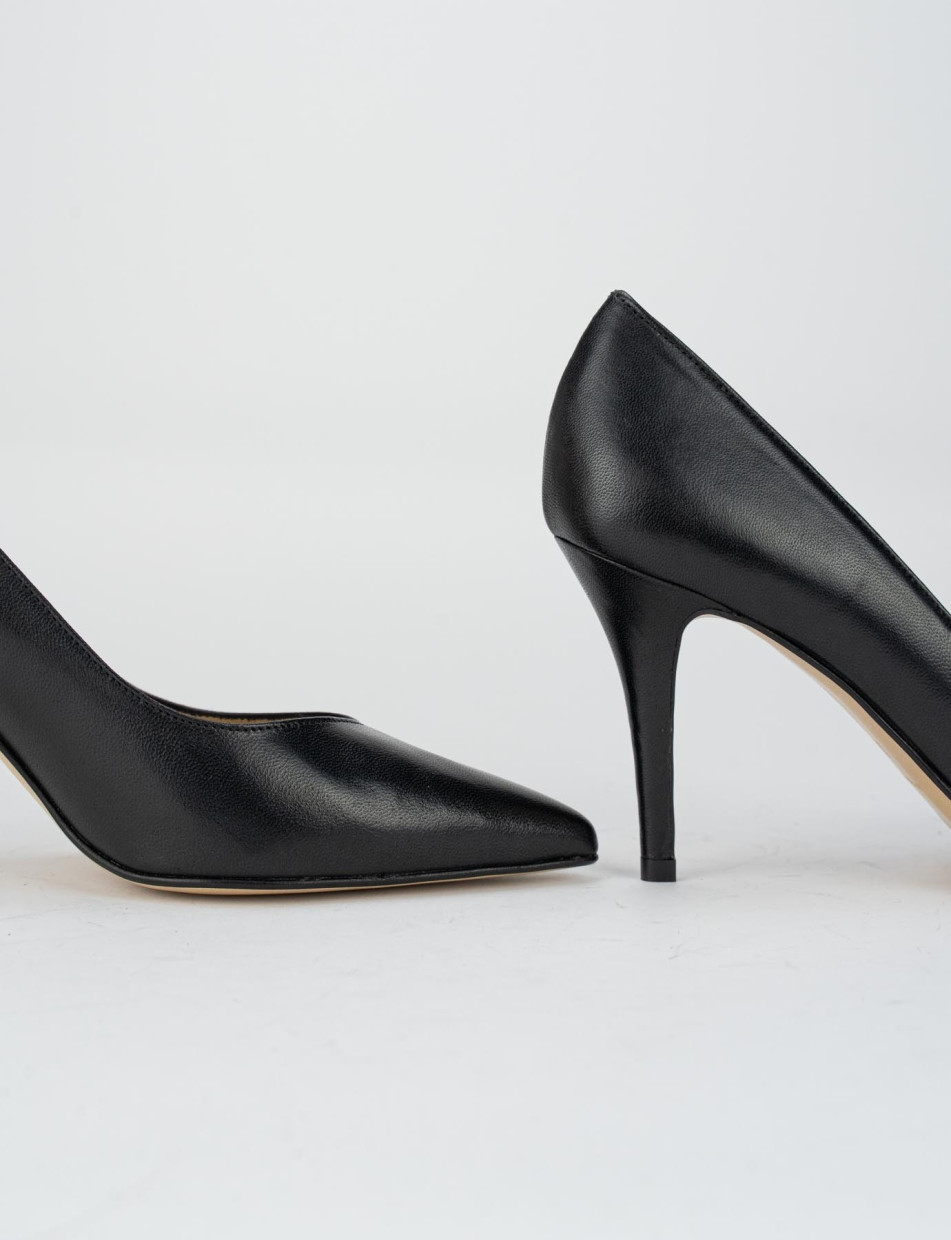 Pumps heel 9 cm black leather