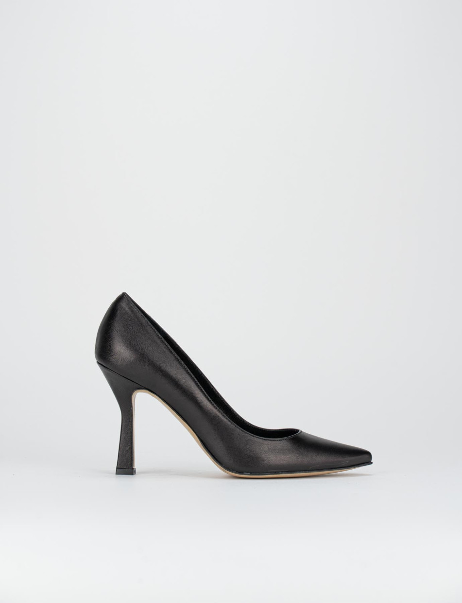 Pumps heel 9 cm black leather