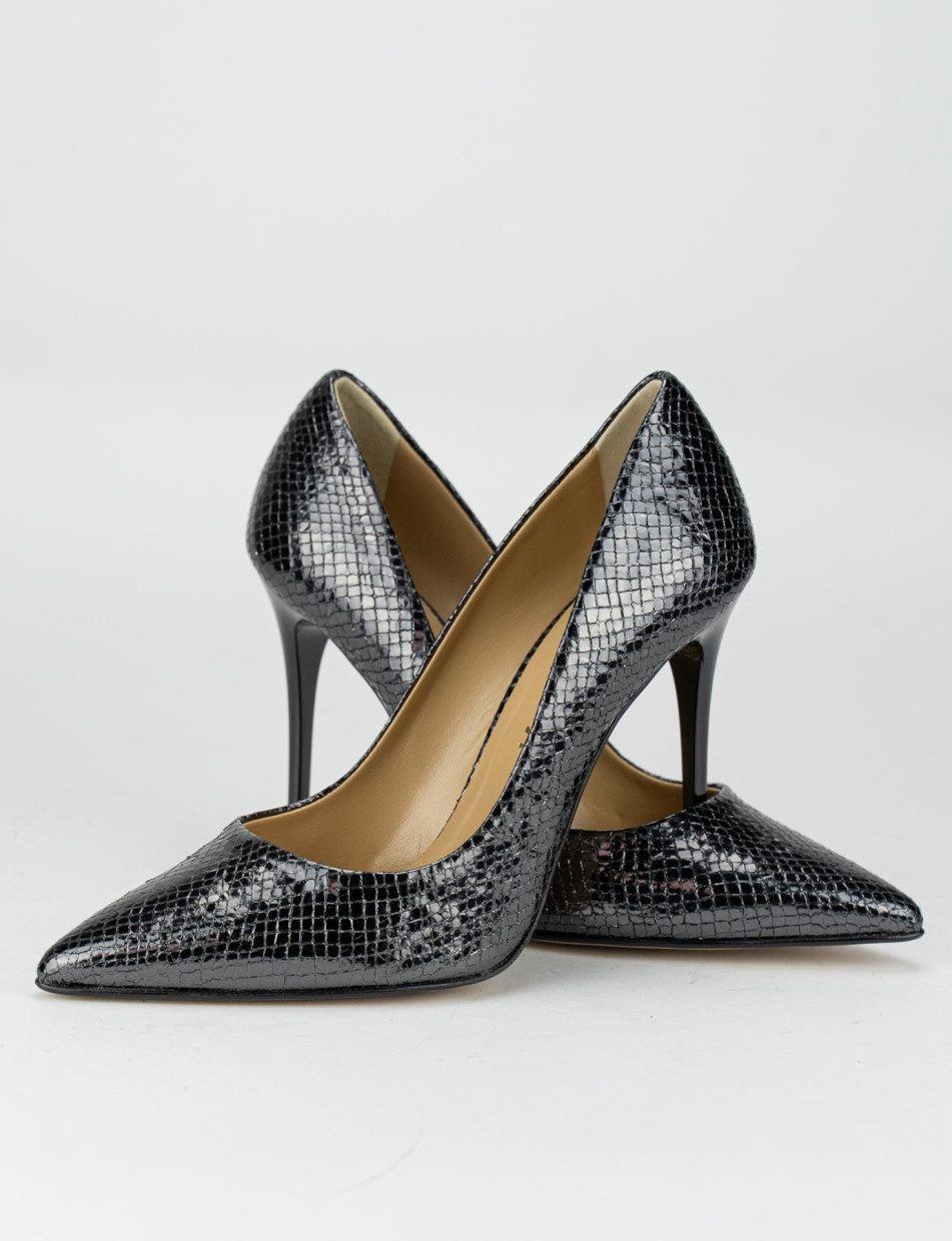 Pumps heel 10 cm black python