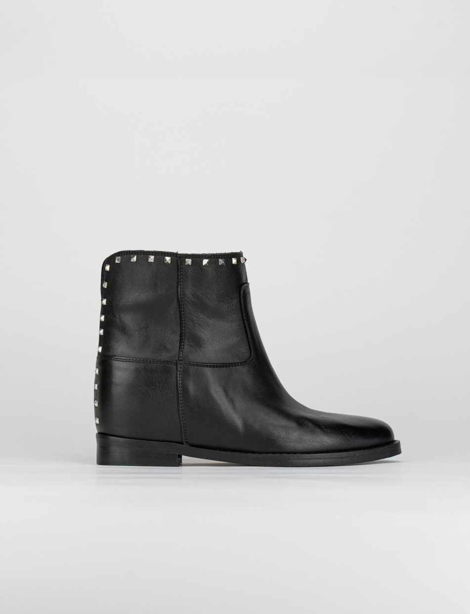 Stivale tronchetto tacco 3 cm nero