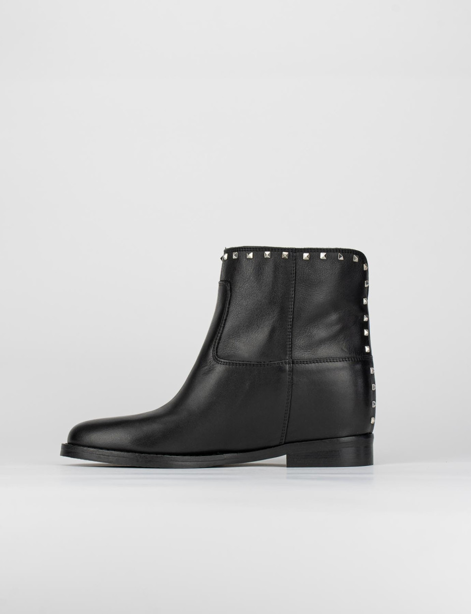 Stivale tronchetto tacco 3 cm nero