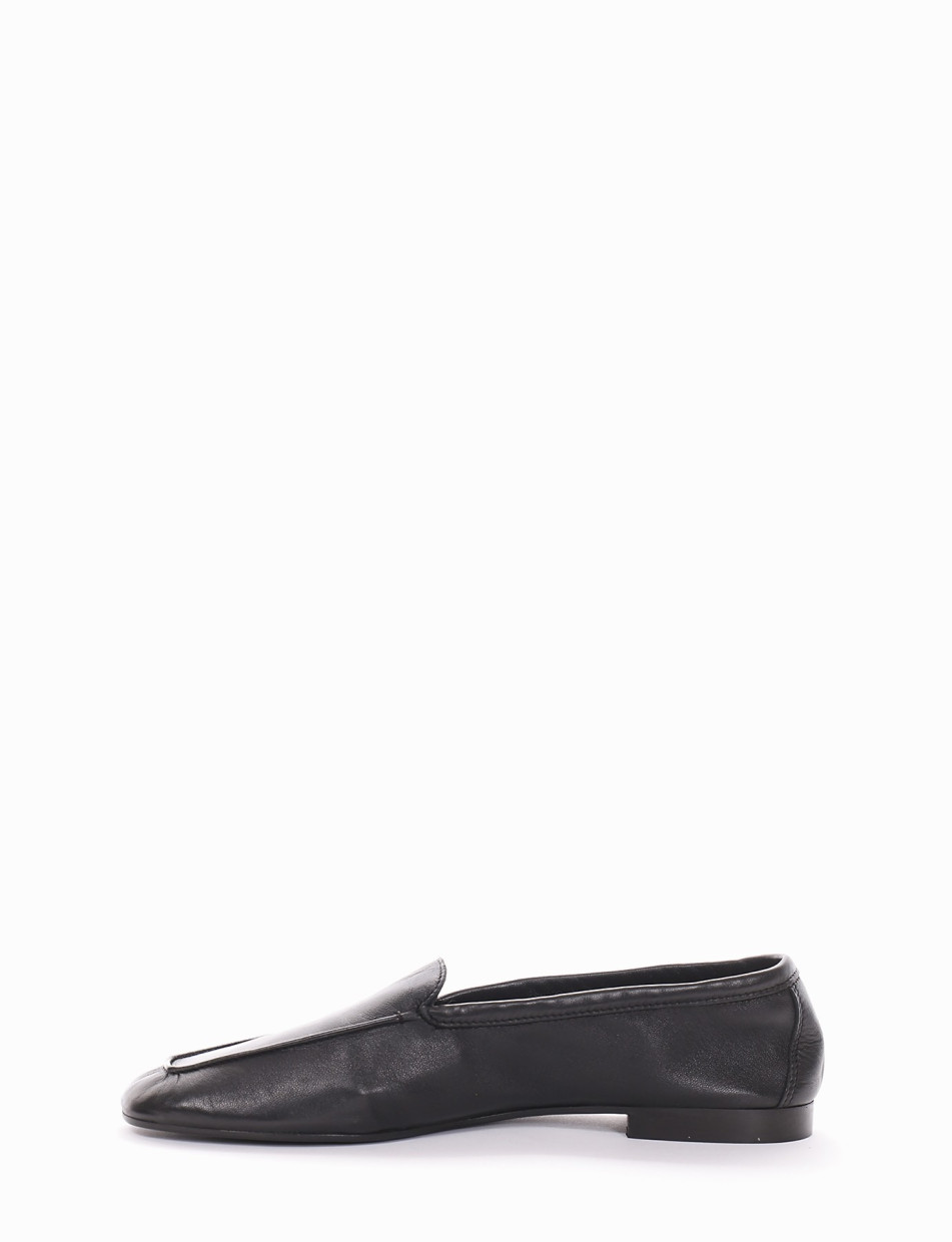 Loafers heel 1 cm black leather