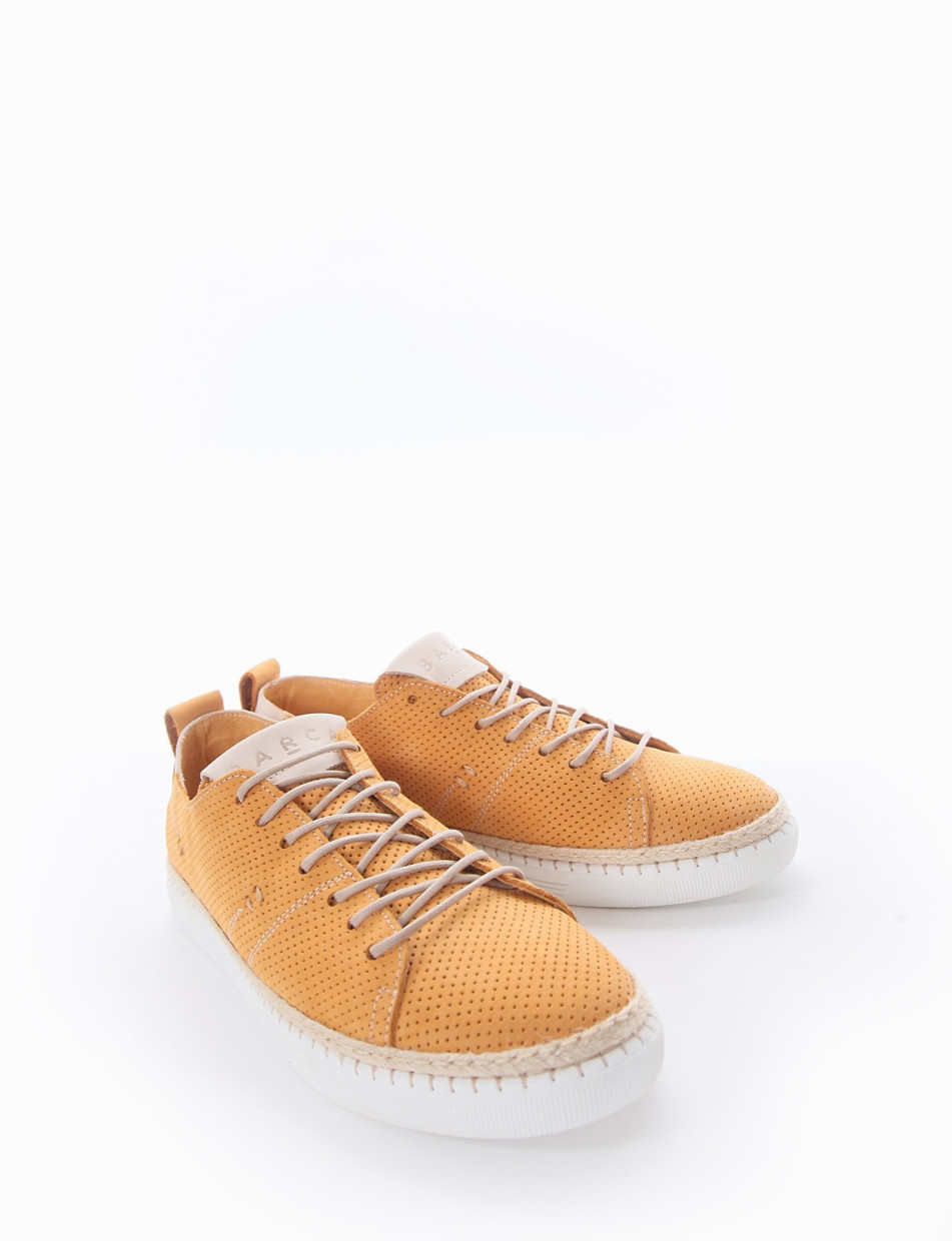 Sneakers yellow leather