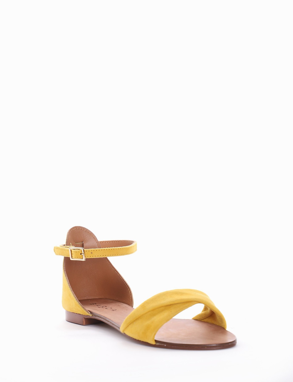 Low heel sandals heel 1 cm yellow chamois