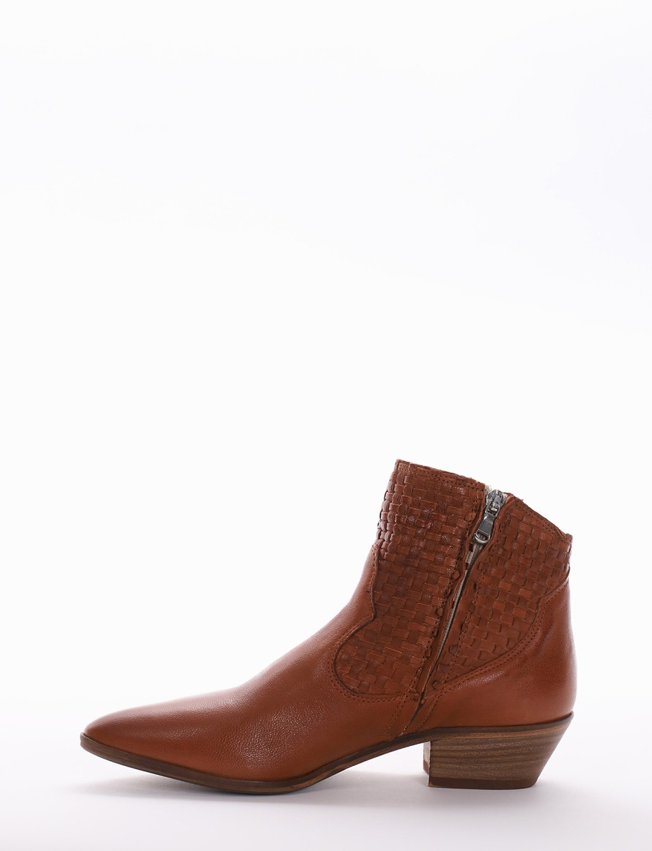 Low heel ankle boots heel 3 cm brown leather