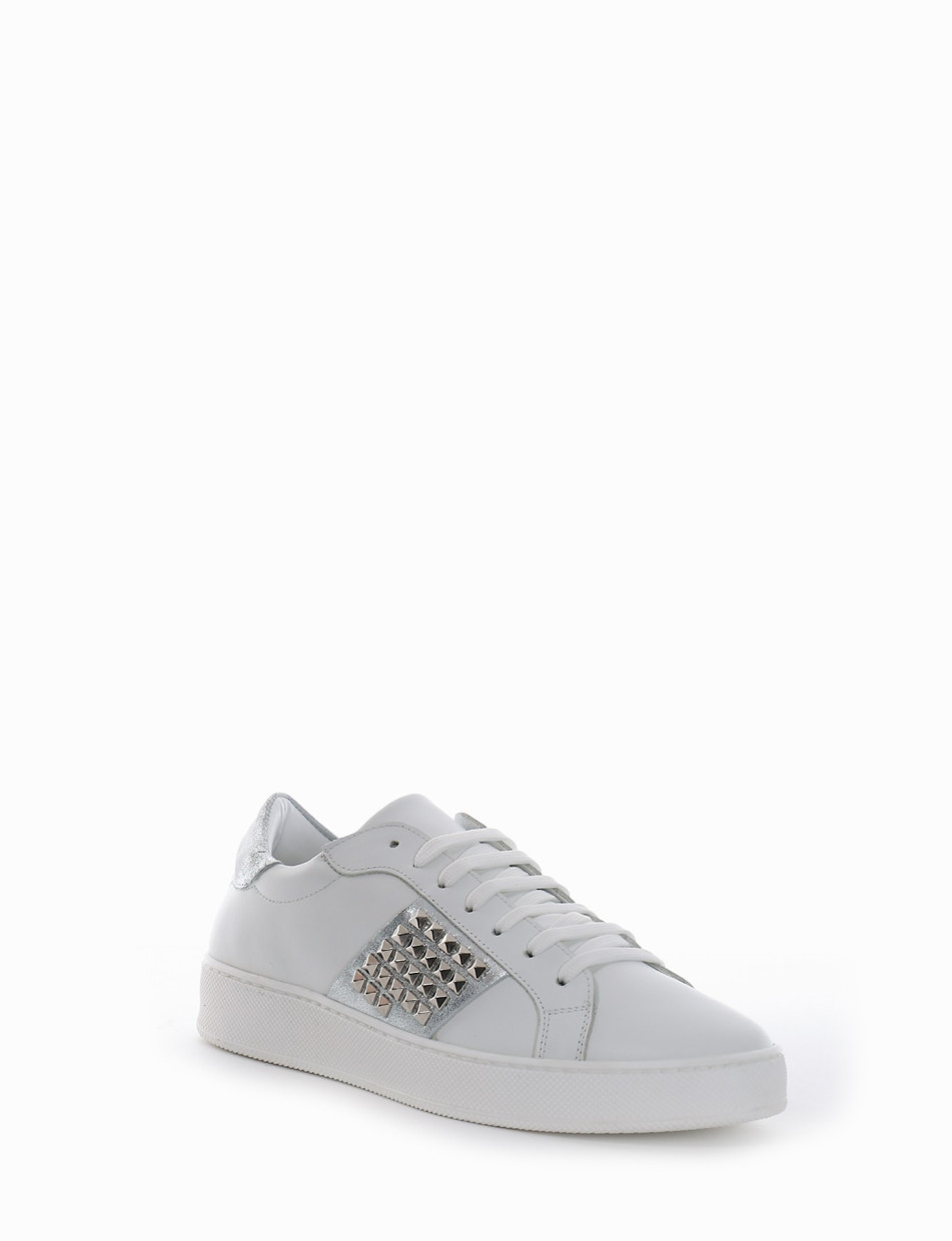 Sneakers white leather