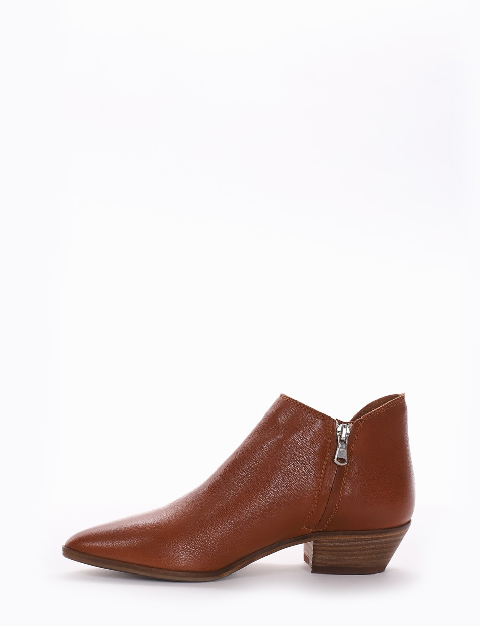 Low heel ankle boots heel 3 cm brown leather