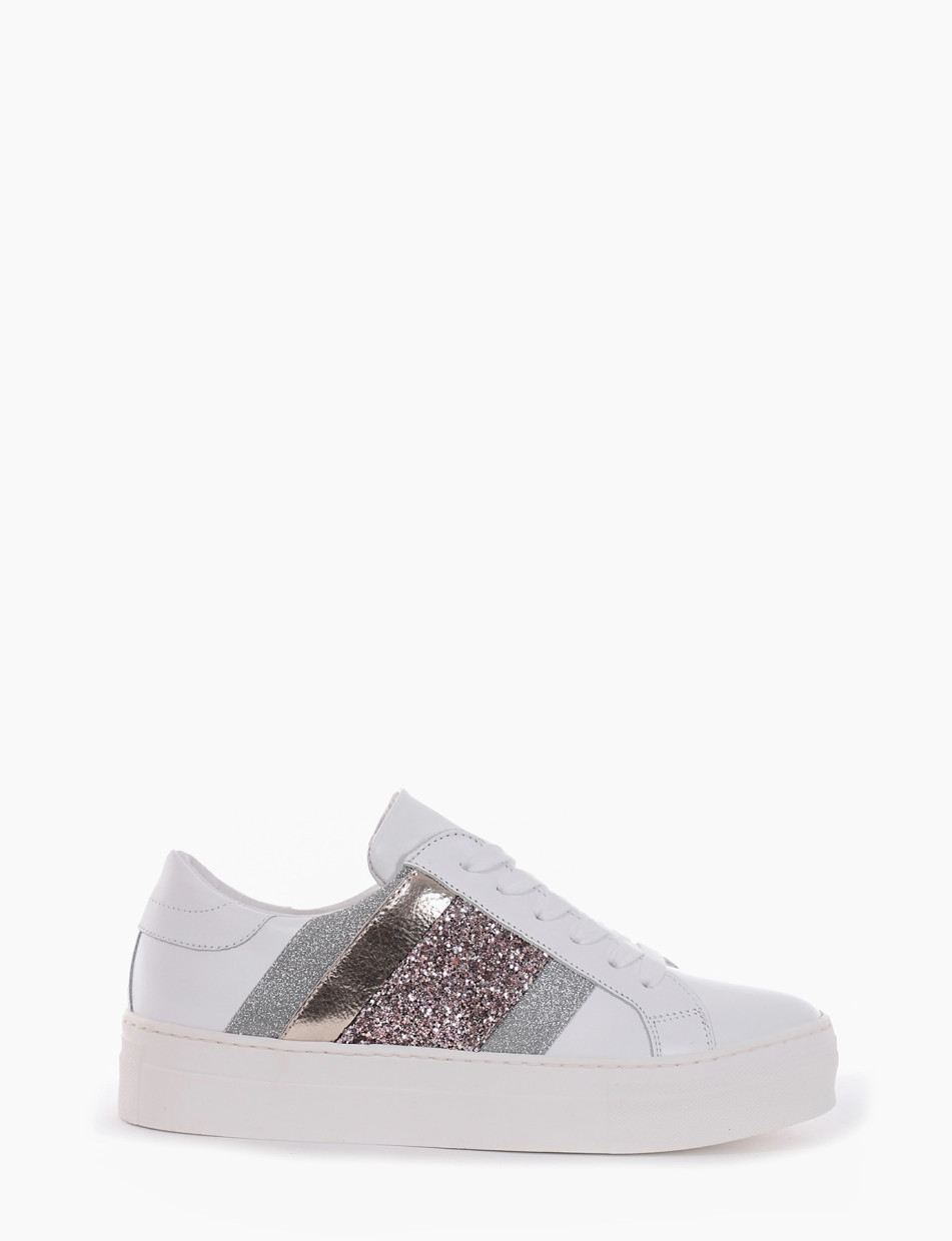 Sneakers white leather