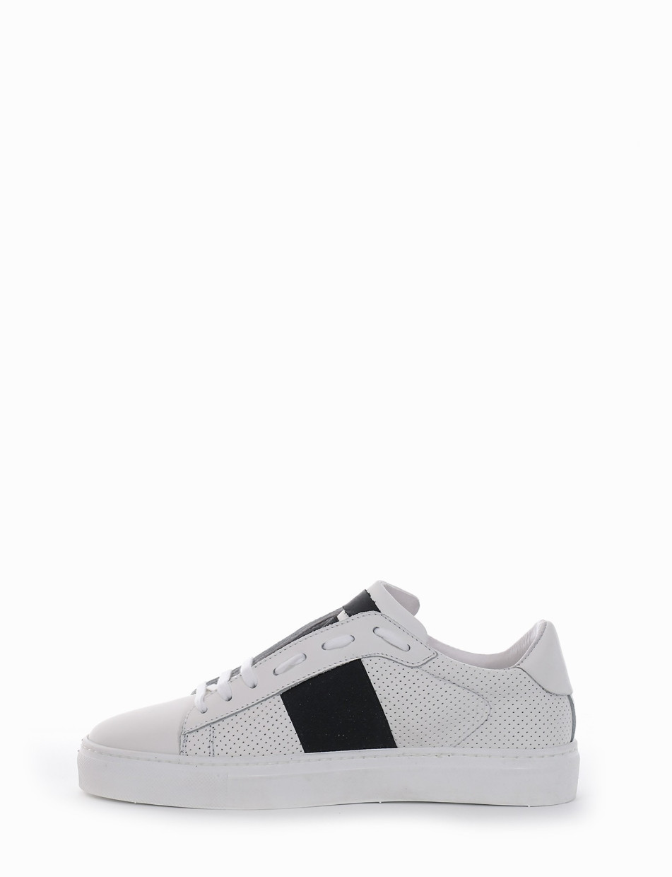 Sneakers white leather