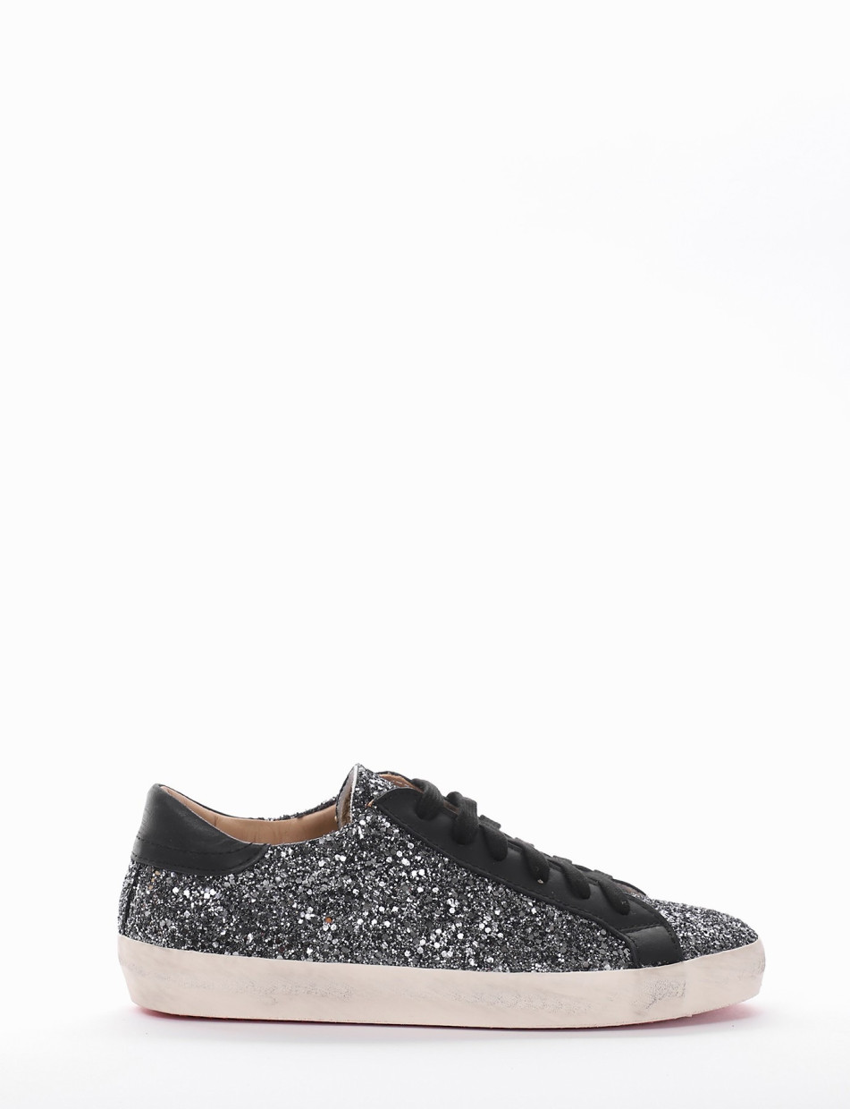 Sneakers black glitter