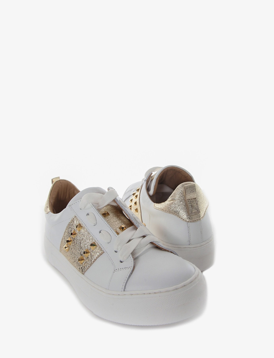 Sneakers white leather