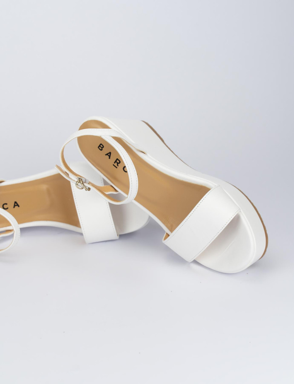 Wedge heels heel 8 cm white leather