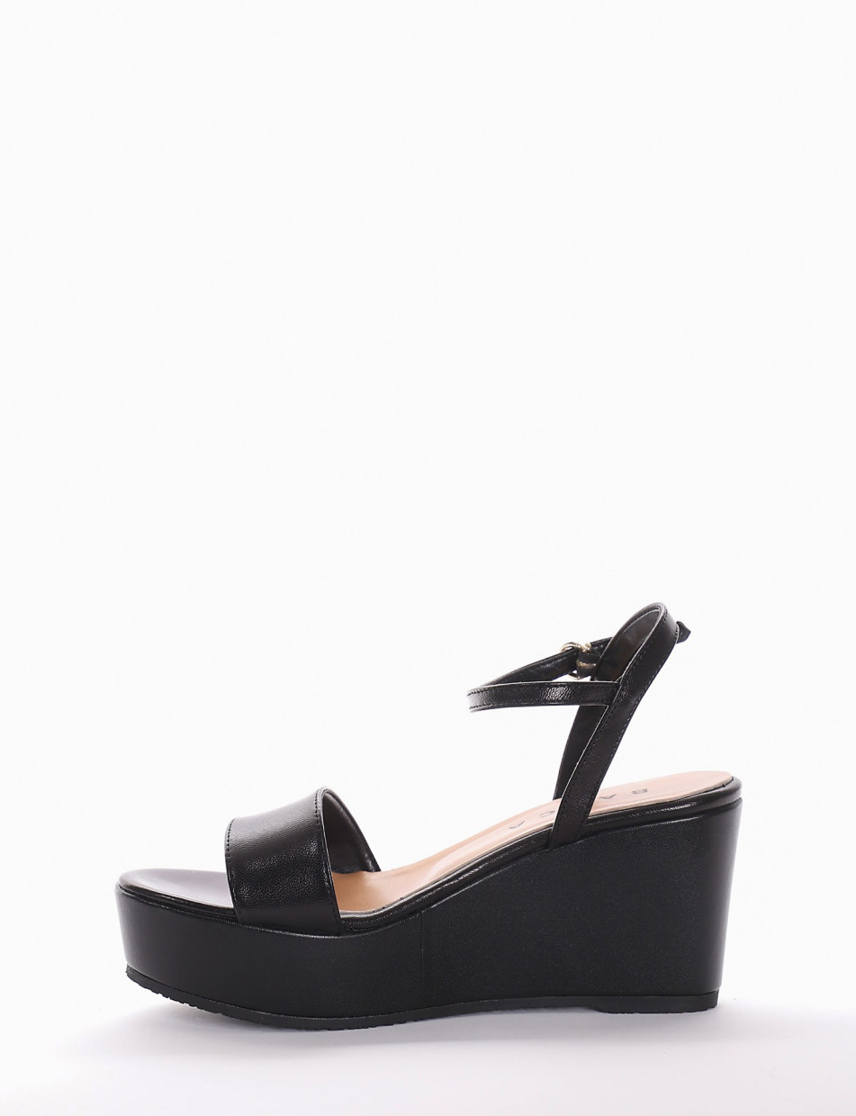 Wedge heels heel 8 cm black leather