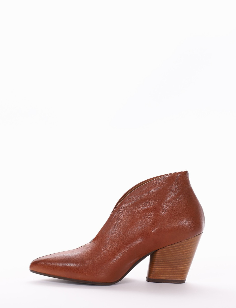 High heel ankle boots heel 6 cm brown leather