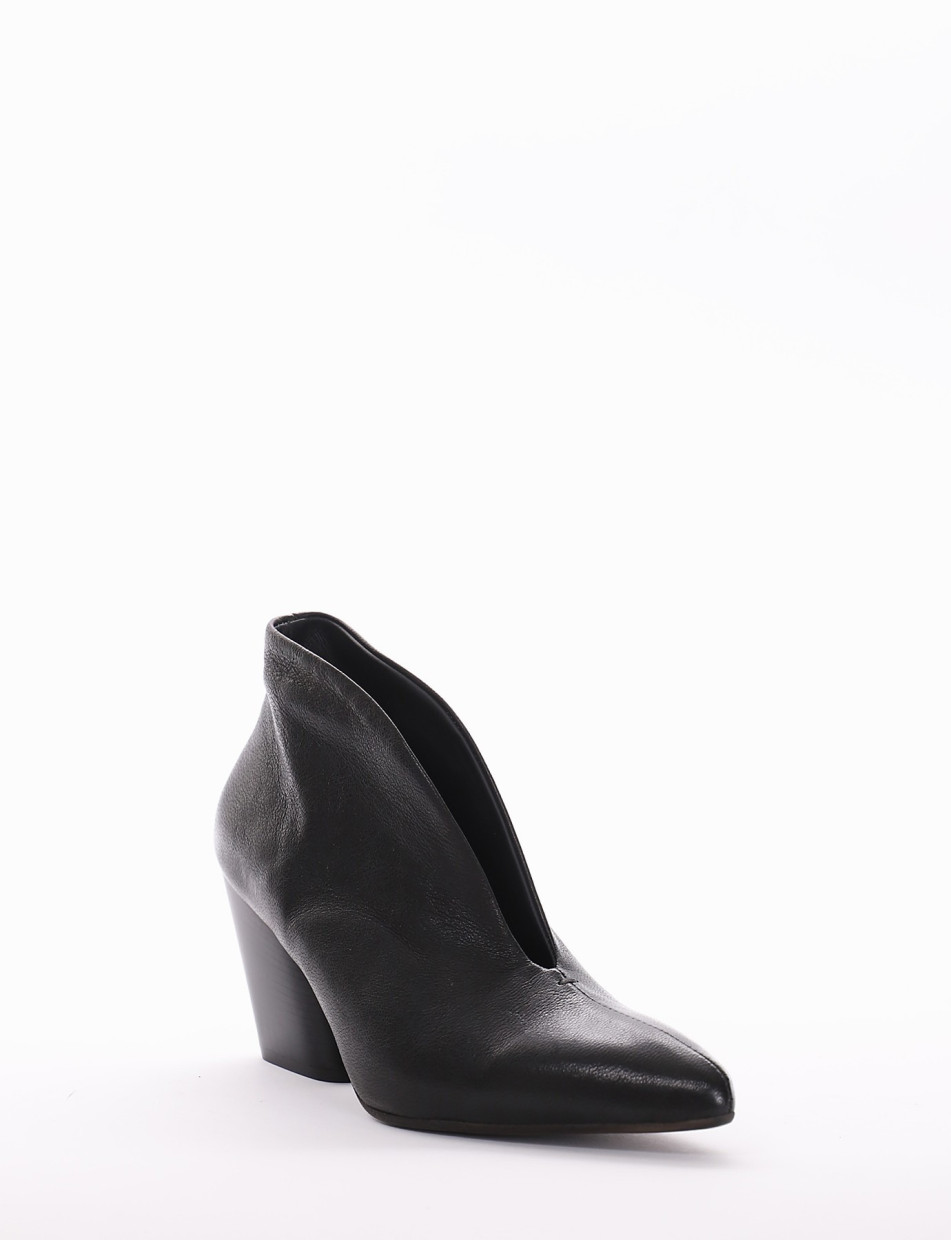 High heel ankle boots heel 6 cm black leather