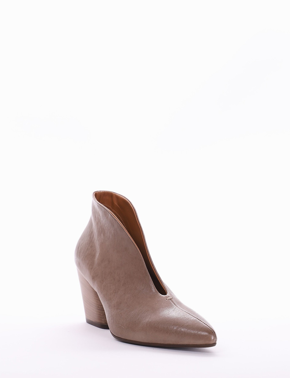 High heel ankle boots heel 6 cm beige leather