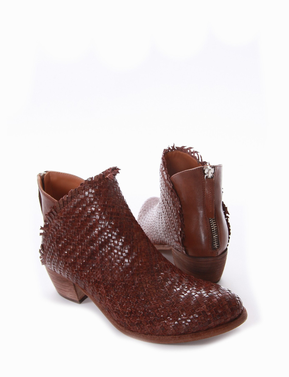 Low heel ankle boots heel 4 cm brown leather