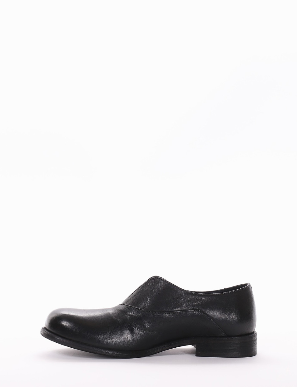 Lace-up shoes heel 2 cm black leather