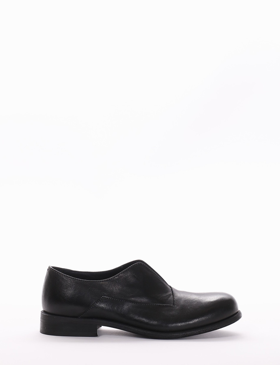 Lace-up shoes heel 2 cm black leather