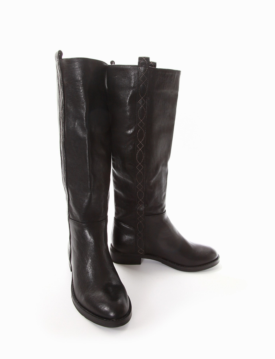 Low heel boots heel 2 cm black leather