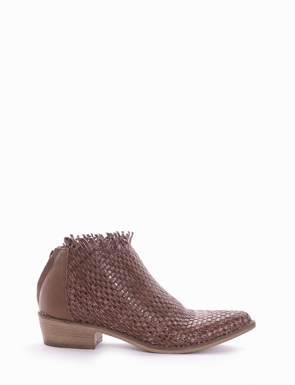 Low heel ankle boots heel 3 cm beige leather