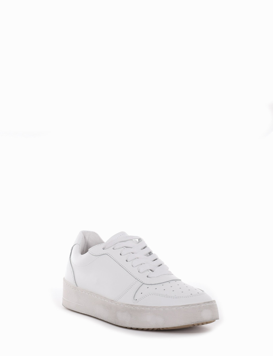 Sneakers white leather