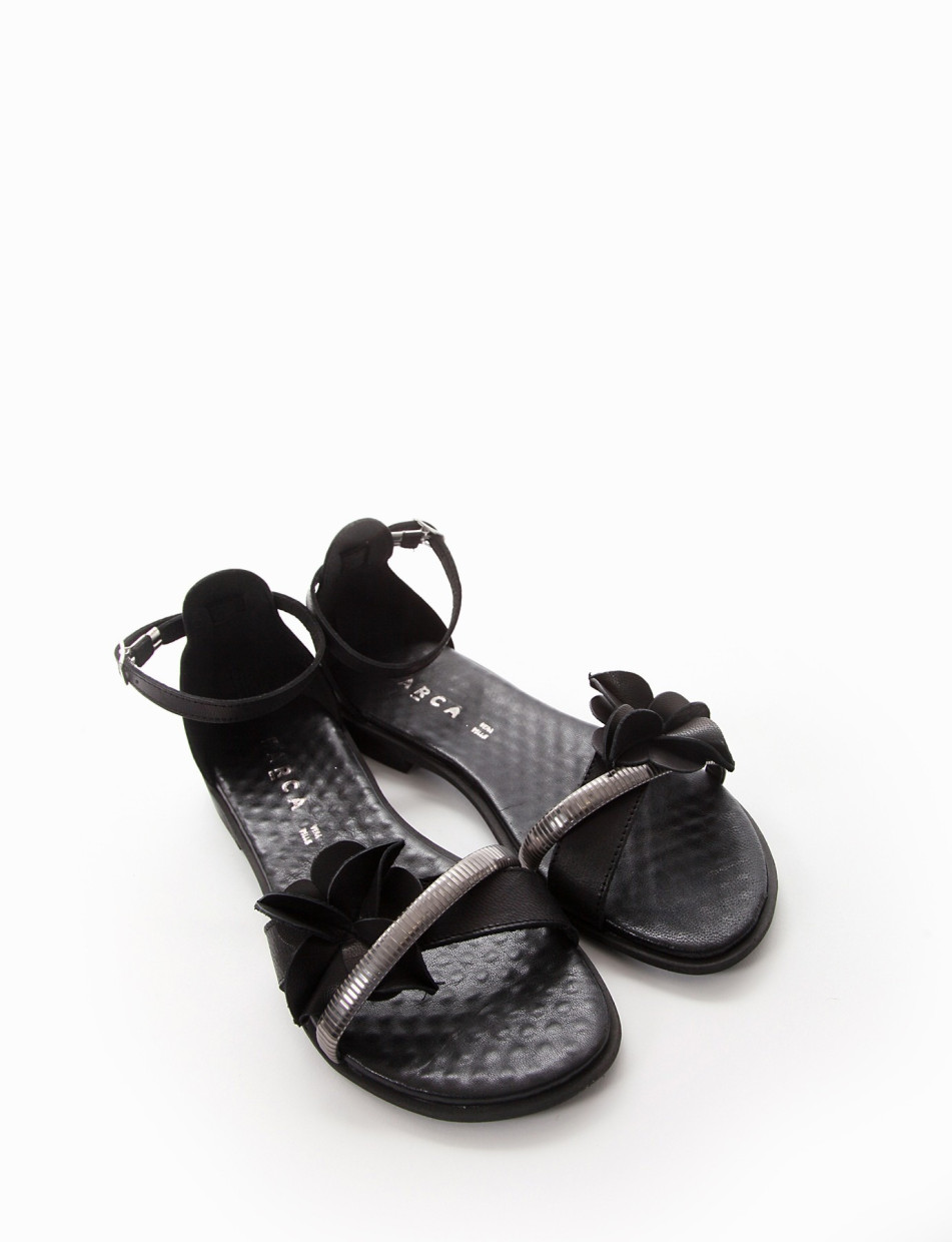 Low heel sandals heel 1 cm black laminated