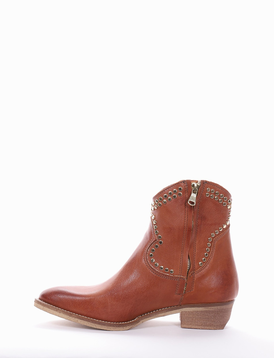 Low heel ankle boots heel 3 cm brown leather