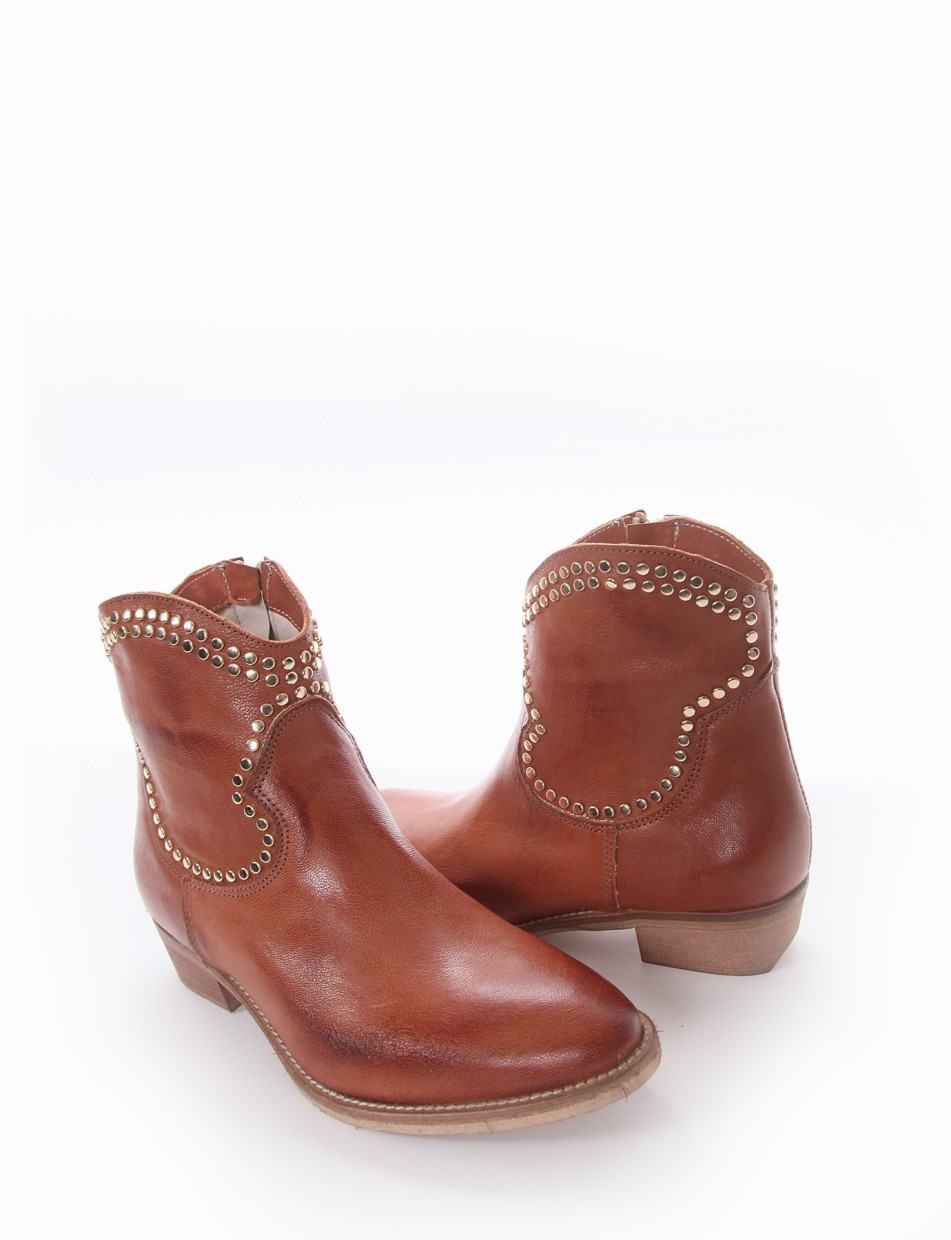 Low heel ankle boots heel 3 cm brown leather