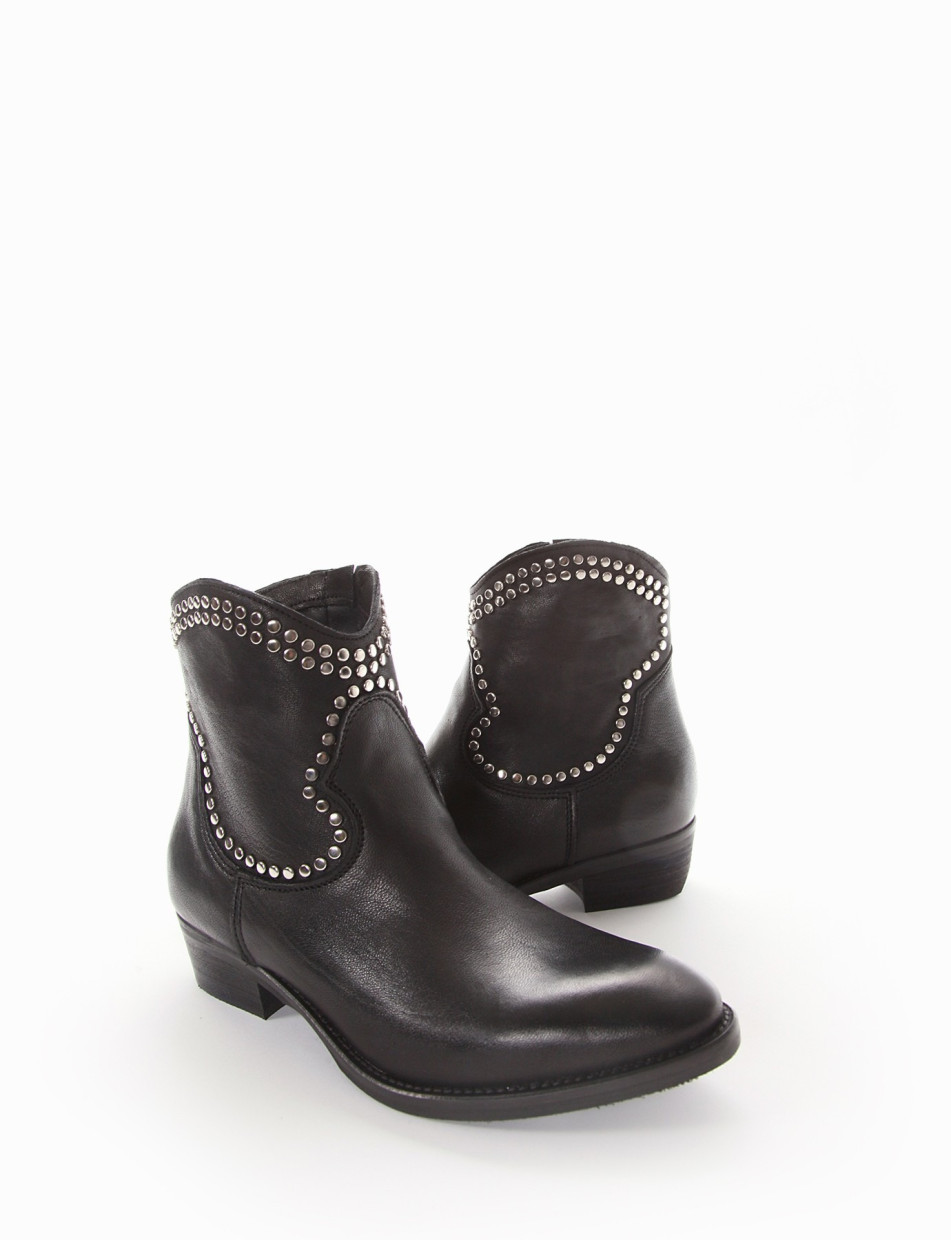 Low heel ankle boots heel 3 cm black leather