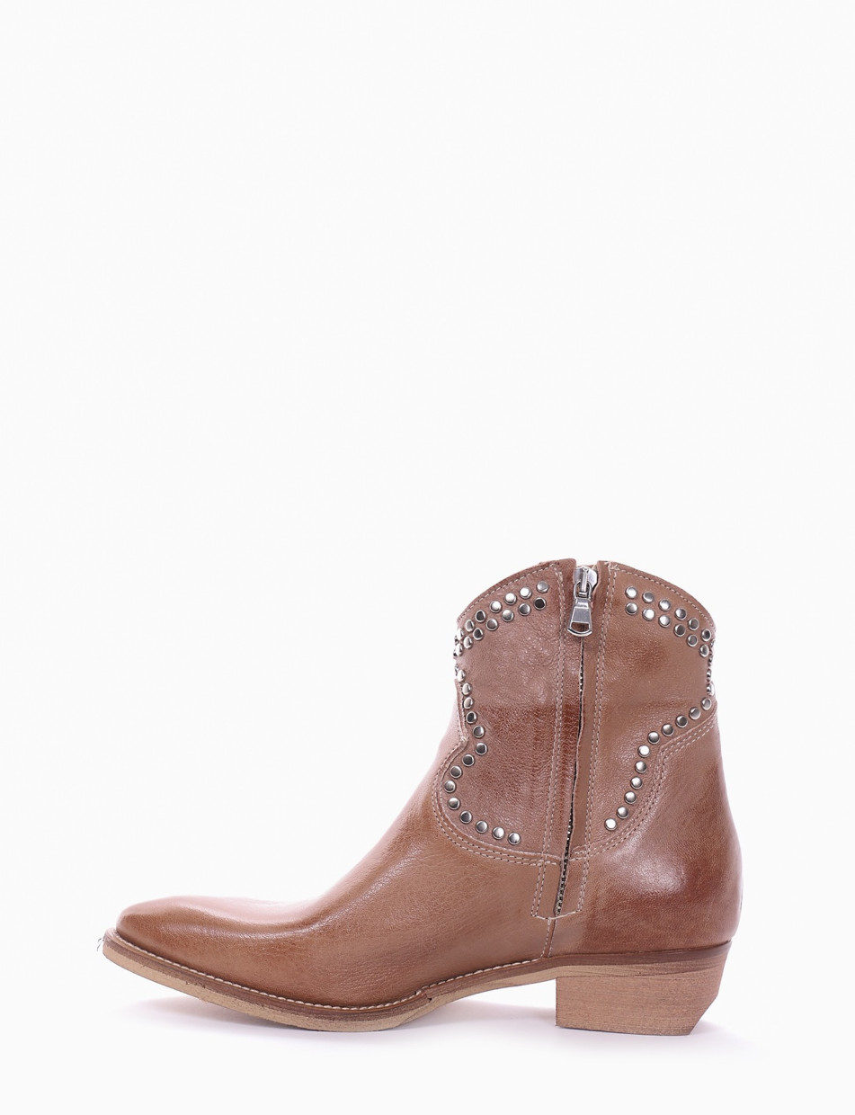 Low heel ankle boots heel 3 cm beige leather